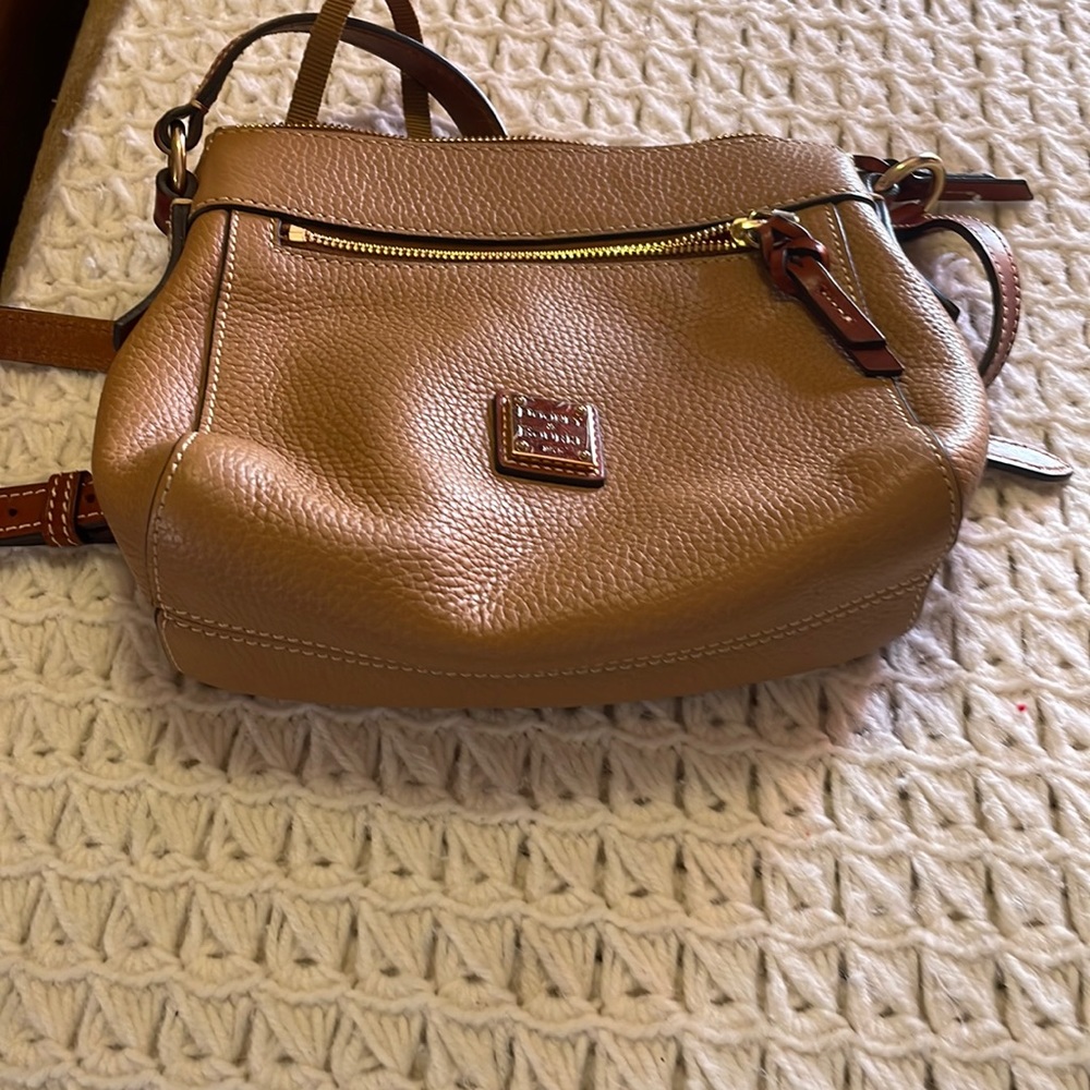 Dooney & Bourke Pebble leather Allison